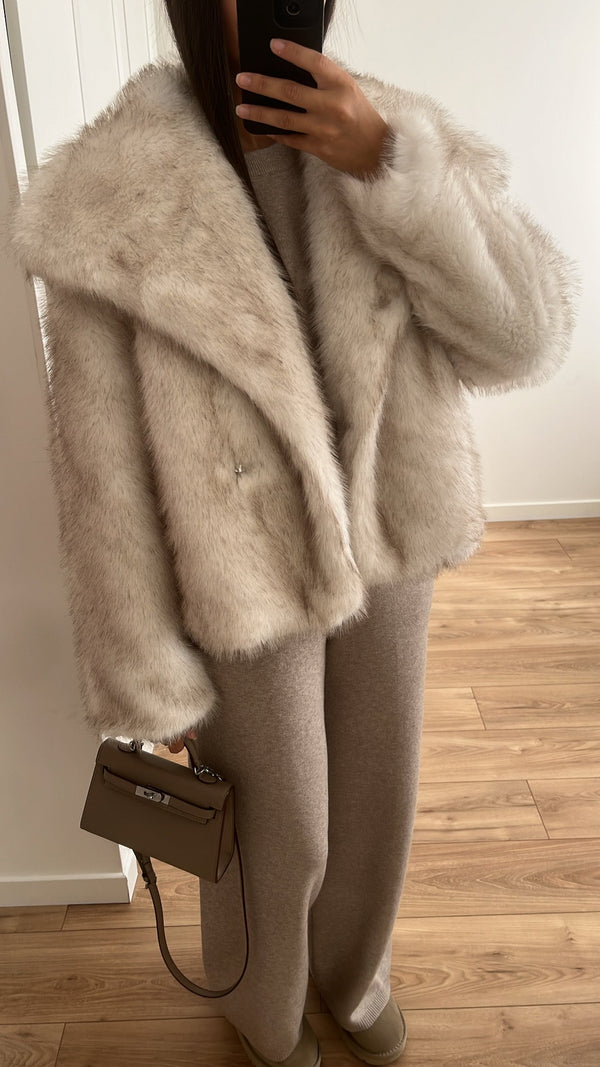 Faux fur jacket [ cream / taupe ]