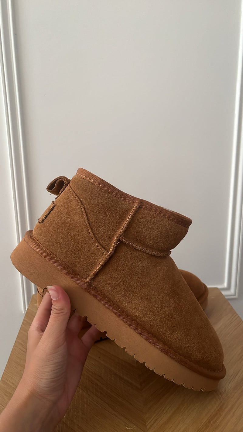 Fleece-lined ankle boots [camel]